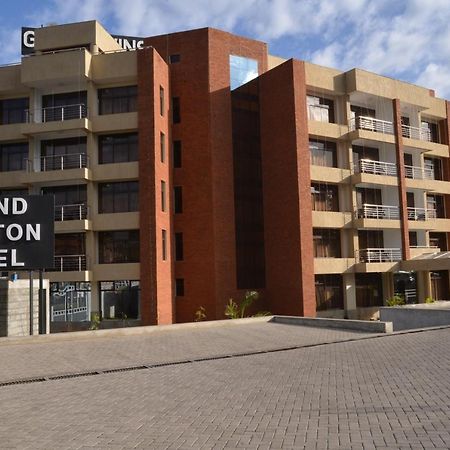 Grand Winston Hotel Накуру Екстер'єр фото
