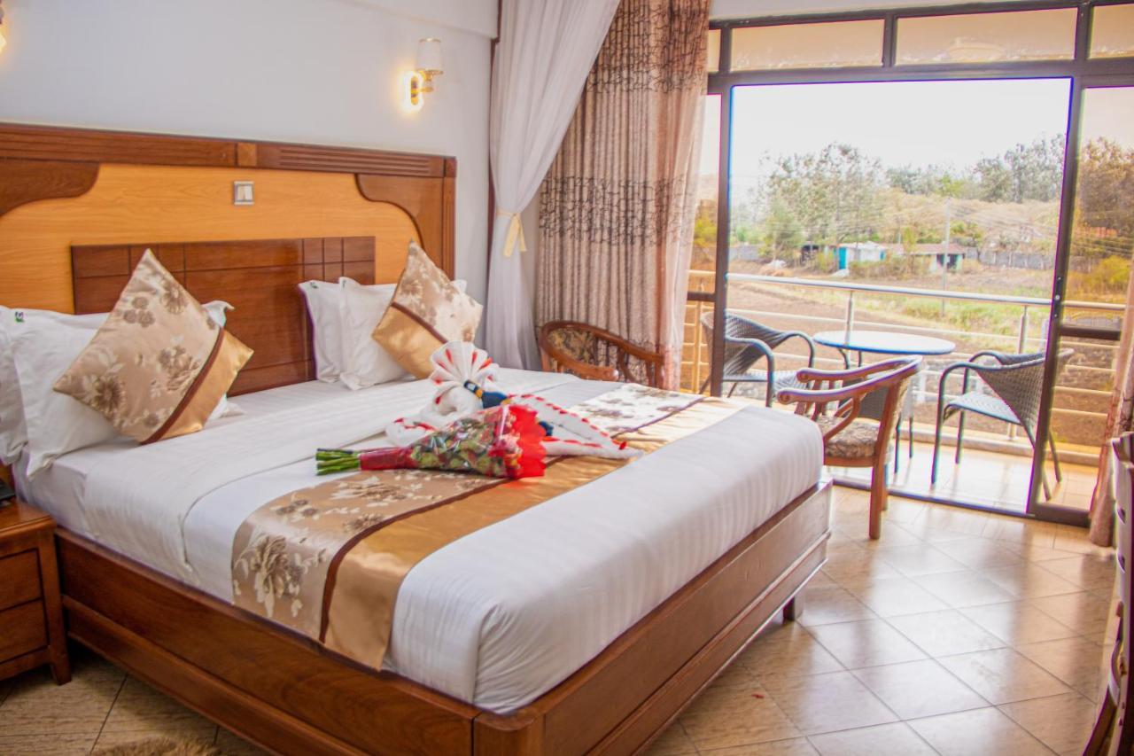 Grand Winston Hotel Накуру Екстер'єр фото