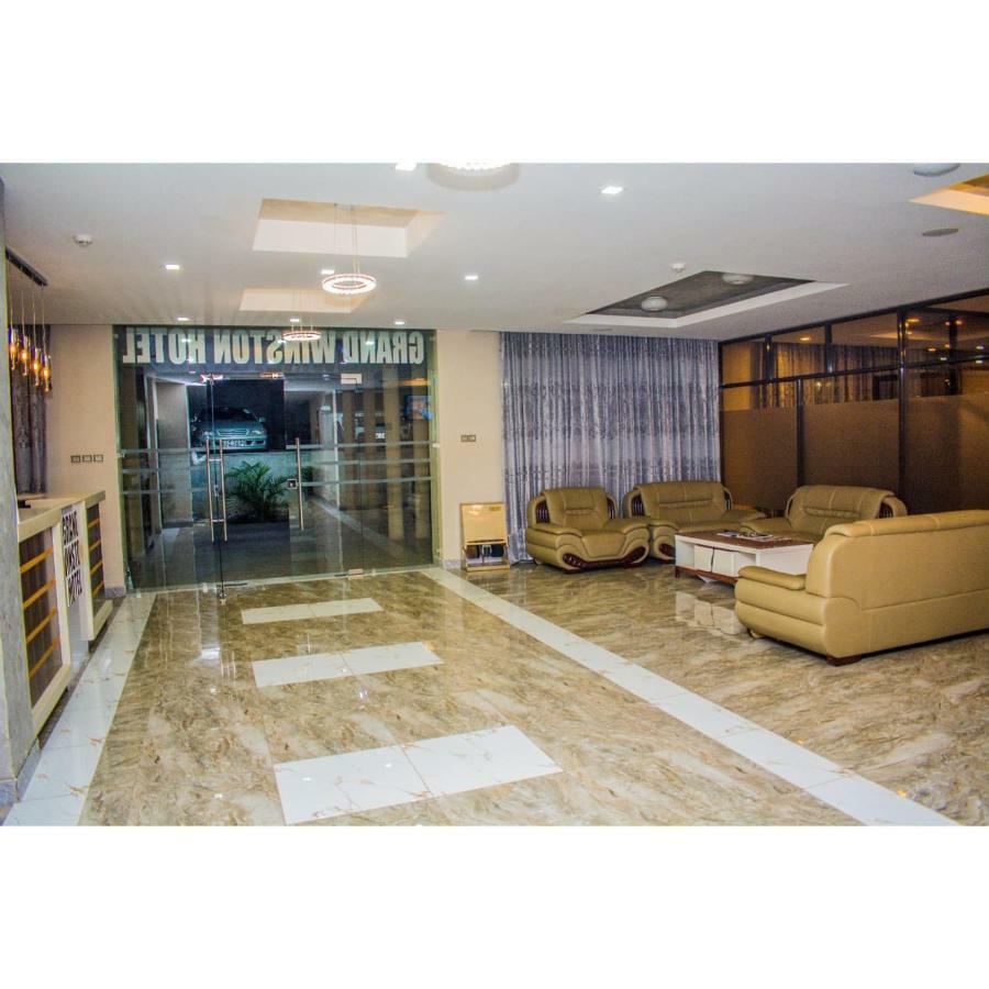 Grand Winston Hotel Накуру Екстер'єр фото