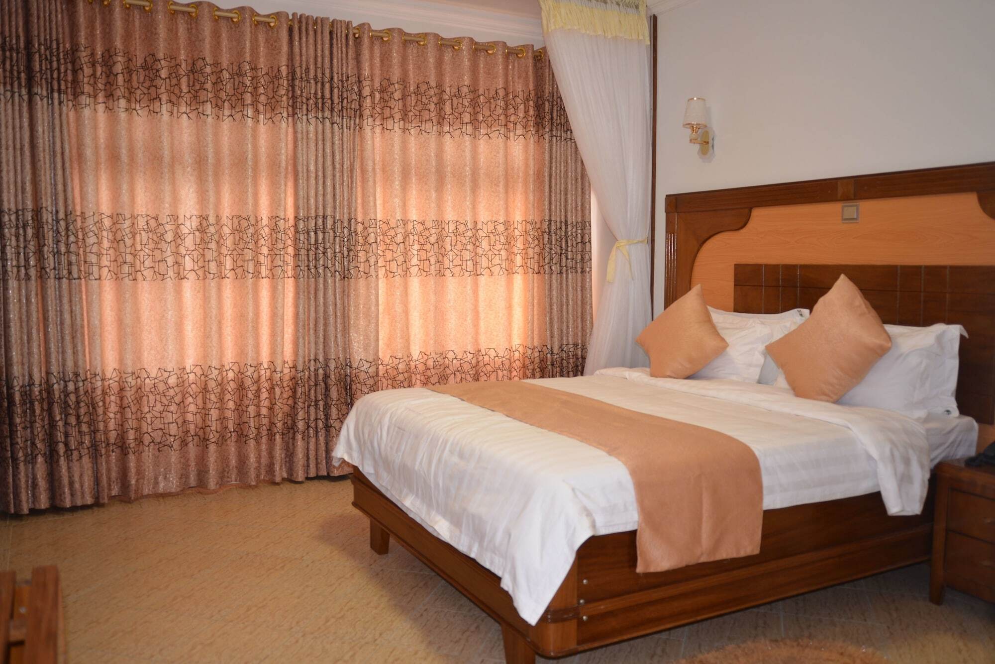Grand Winston Hotel Накуру Екстер'єр фото
